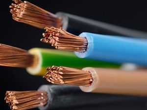 برش سیم لاکی